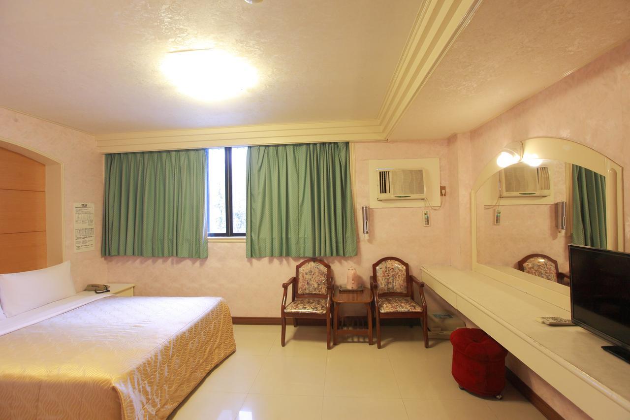 Yong Qi Hotel Hualian Zewnętrze zdjęcie
